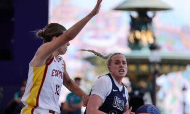 Hailey Van Lith drives vs. Spain