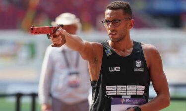 Ahmed El-Gendy competes in the men's laser run in modern pentathlon.