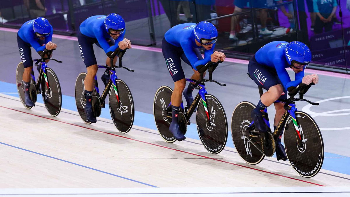 Italy men's pursuit team competes in the qualifying round at the 2024 Paris Games.