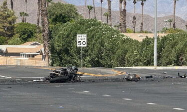 Joven de 20 años muere en choque entre motociclista y vehículo en Indio