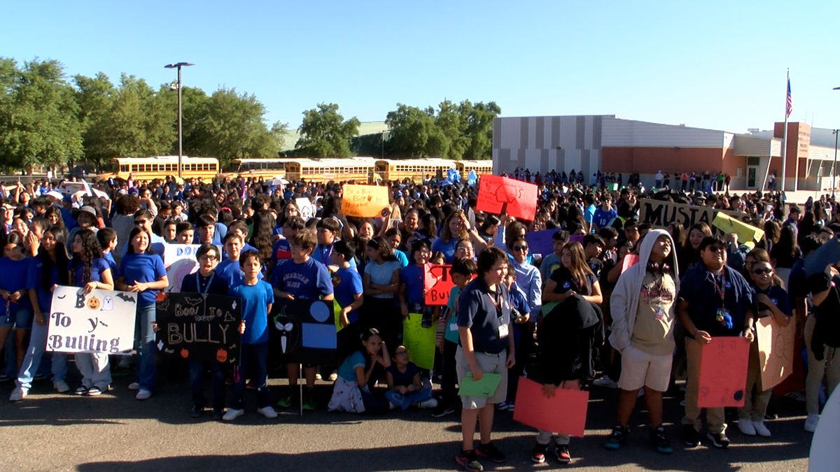 The Gadsen Elementary School District hosts anti-bullying march