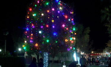 La iluminación anual del árbol de navidad de la ciudad de Coachella se llevó a cabo hoy