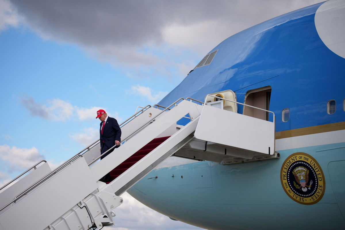 <i>Andrew Harnik/Getty Images via CNN Newsource</i><br/>President Donald Trump departs Air Force One on October 30