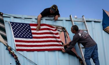 Trainees simulate an immigration arrest